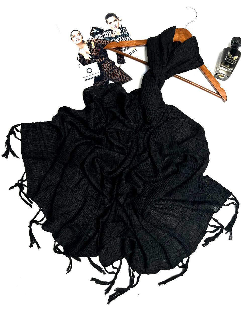 شال پاییزه پلیسه مشکی وارداتی